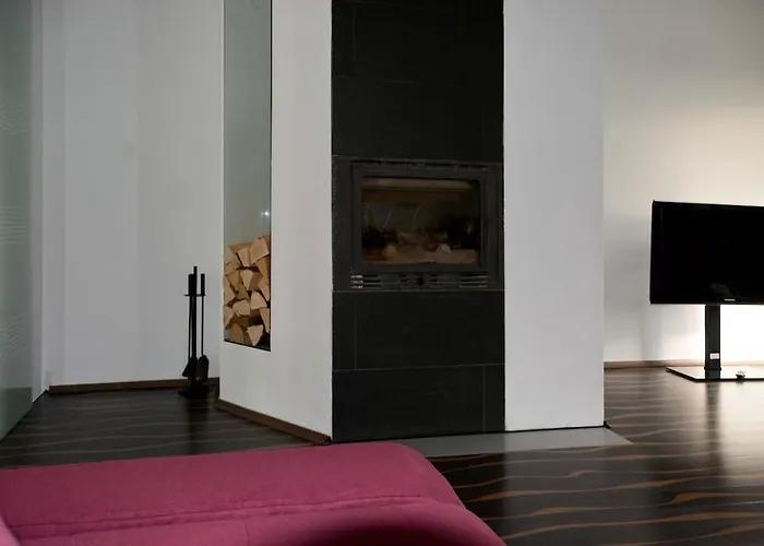 Designer Mit Kamin *