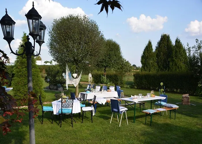 Designer Mit Kamin Apartment